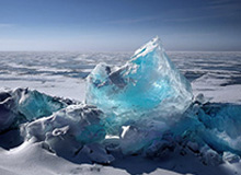 华硕 ROG 进军扩展现实领域,推出 240Hz 游戏眼镜